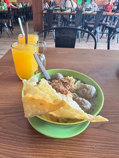 BAKSO SOLO SAMRAT KUTA