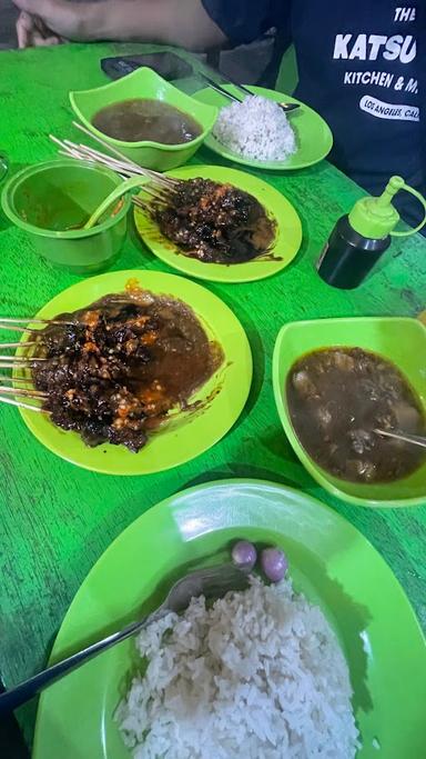 LESEHAN NASI PECEL KHAS JATIM