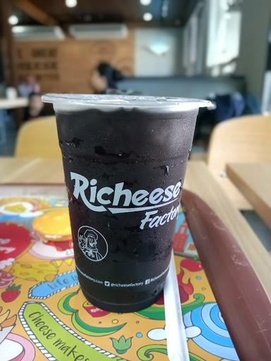 RICHEESE FACTORY KUTA