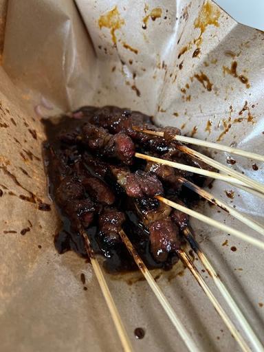 SATAY ( LAMB , CHICKEN ) , LAMB SOUP ( FRESH AND GOOD TASTE )