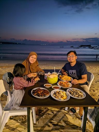 TEPI PANTAI BALI SEAFOOD RESTAURANT