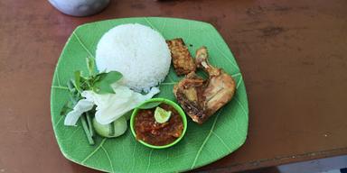 WARUNG AL LALAPAN DAGING DAN TEMPEH