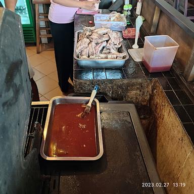 WARUNG AYU BBQ PORK RIBS &INDONESIAN FOOD