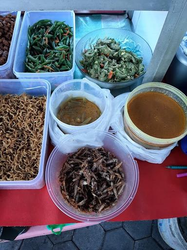 WARUNG BU EDIN NASI JINGGO NASI CAMPUR