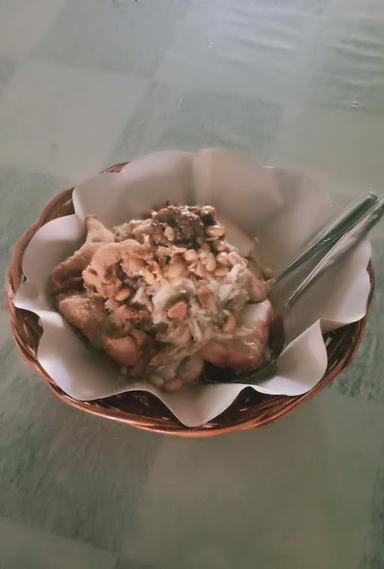 WARUNG BU PUTU