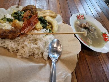 WARUNG NASI BU ANIK