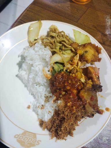 WARUNG NASI JINGGO PADMA