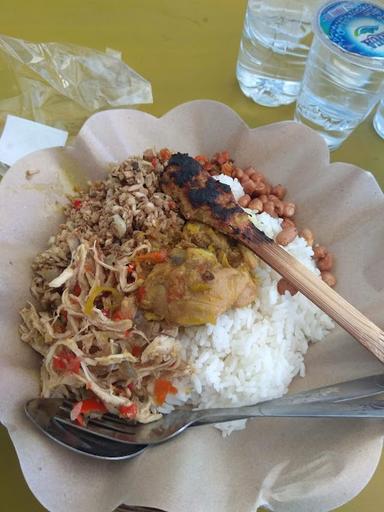 WARUNG YUNAN NASI LAWAR AYAM