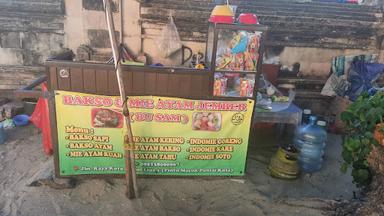 WISATA KULINER BAKSO DI PANTAI KUTA