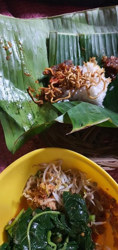 ANGKRINGAN NASI JINGGO PECATU / NASI JINGGO BALI