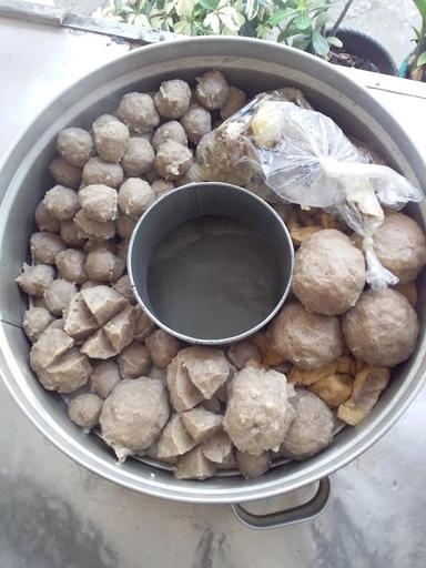 BAKSO CAK MAT BANYUWANGI