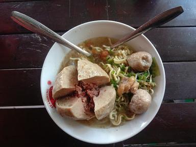 BAKSO DAN MIE AYAM SOLO BARU