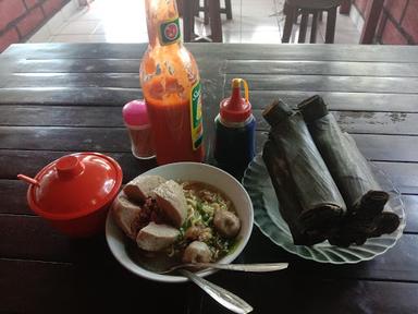 BAKSO DAN MIE AYAM SOLO BARU