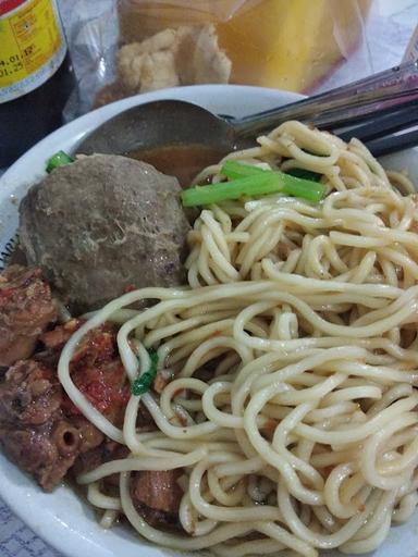 MIE AYAM BAKSO SOLO PAKDANANG