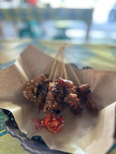 SATE BABI YAN'S DOLLAR