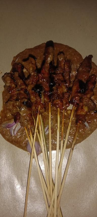 SATE KAMBING SATE AYAM , PAK SALWA