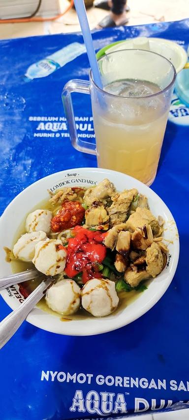 WARUNG BAKSO GOYANG LIDAH