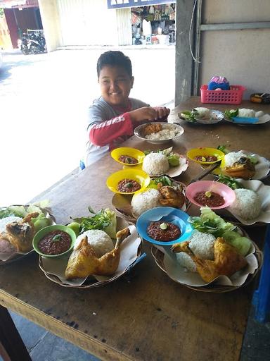 WARUNG BU RENO