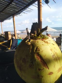 Photo's Naked Coconut