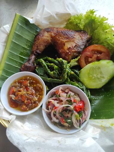 AYAM GORENG REMPAH BY TARABELL KITCHEN