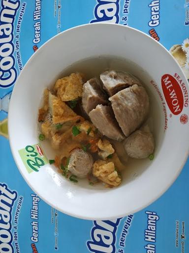 BAKSO LAROS