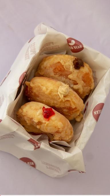 RED BEAN CRISPY DONUT KEROBOKAN