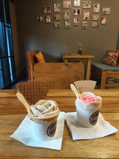 SUNNY'S GELATO BALI