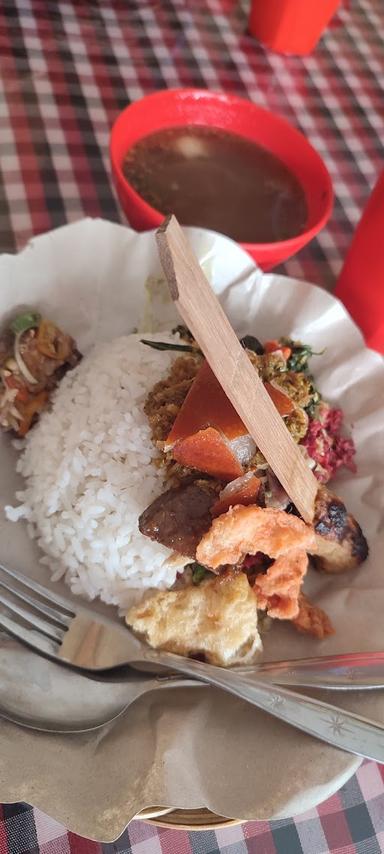 WARUNG BABI GULING SARINADI