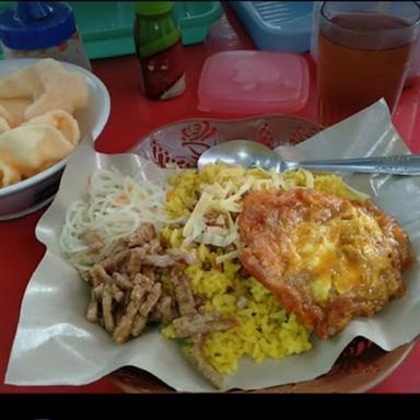 NASI KUNING DAN NASI UDUK  BUDAYAKAN MALAS MASAK  ( AMIH NENG )