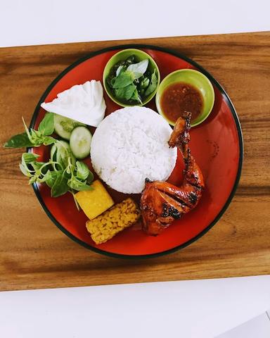 WARUNG NASI MBU HENI