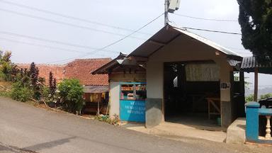 WARUNG RAHMATILAH SEDIA MIE AYAM BAKSO & SEBLAK KATINEUNG BIYAN THEA