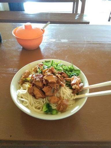 MIE AYAM PODOMORO