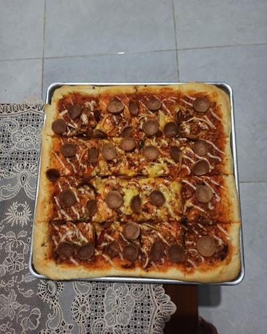 VAREN'S PIZZA