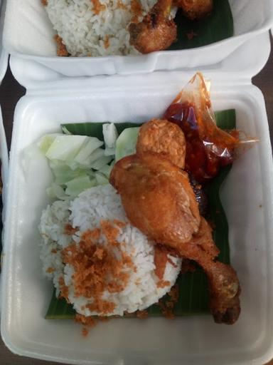 AYAM PENYET TAMARA 2