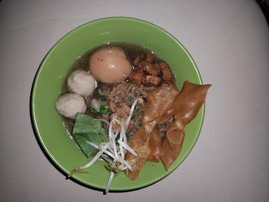 MIE PANGSIT SIANTAR HALAL