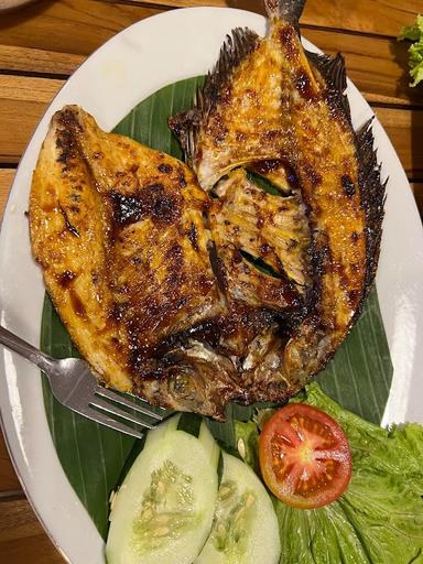 BIRU LAUT SEAFOOD SURABAYA