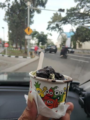 UNESA GELATO BY MASSIMO SURABAYA