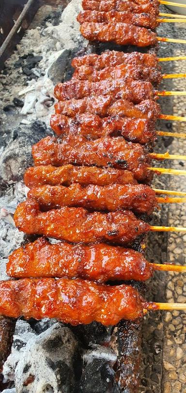 SATE BABI NY.KEPO