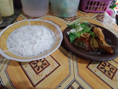 WARUNG MBAK INDRA