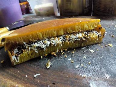 MARTABAK MANIS IDAMAN