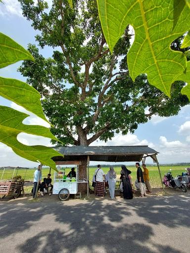 ES CENDOL TERBIST PENGKOLAN