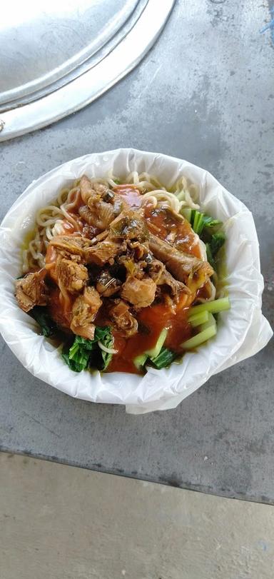 MIE AYAM SOPONYONO