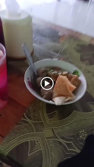 BAKSO MAS THOHIR SANUR 2