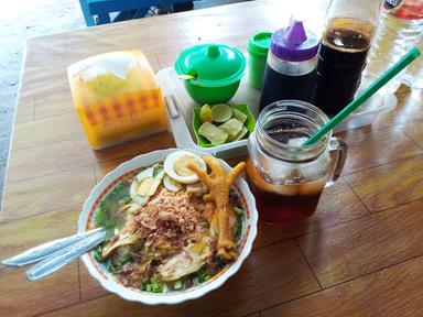 SOTO AYAM KAMPUS