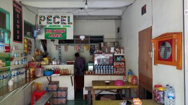 WARUNG ARINDAH PECEL