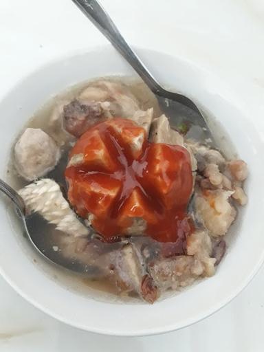 MIE BAKSO MOROSONO