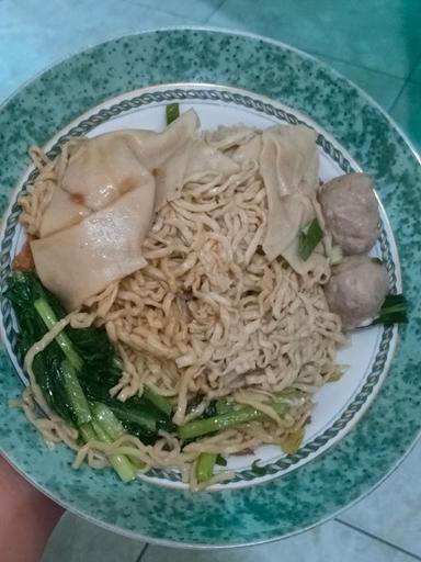 BAKMIE AYAM MANDIRI