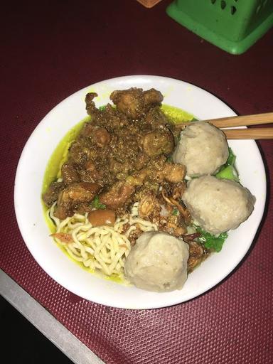 BAKSO TENDA BIRU