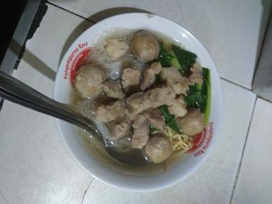 BAKSO URAT GOYANG LIDAH WONOGIRI