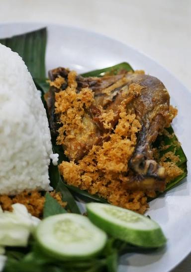 GRILLED CHICKEN SUKEB BU DEWI